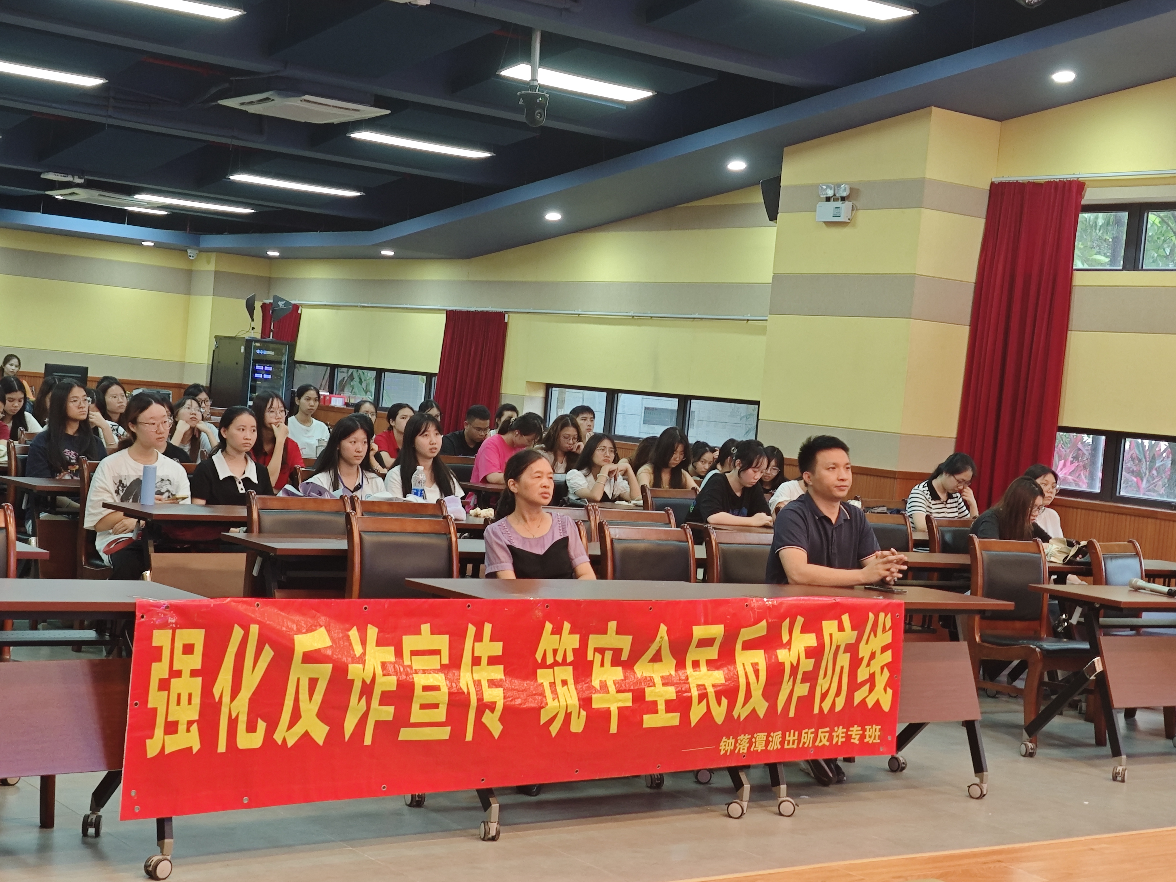 图片 1.png 图片 1.png